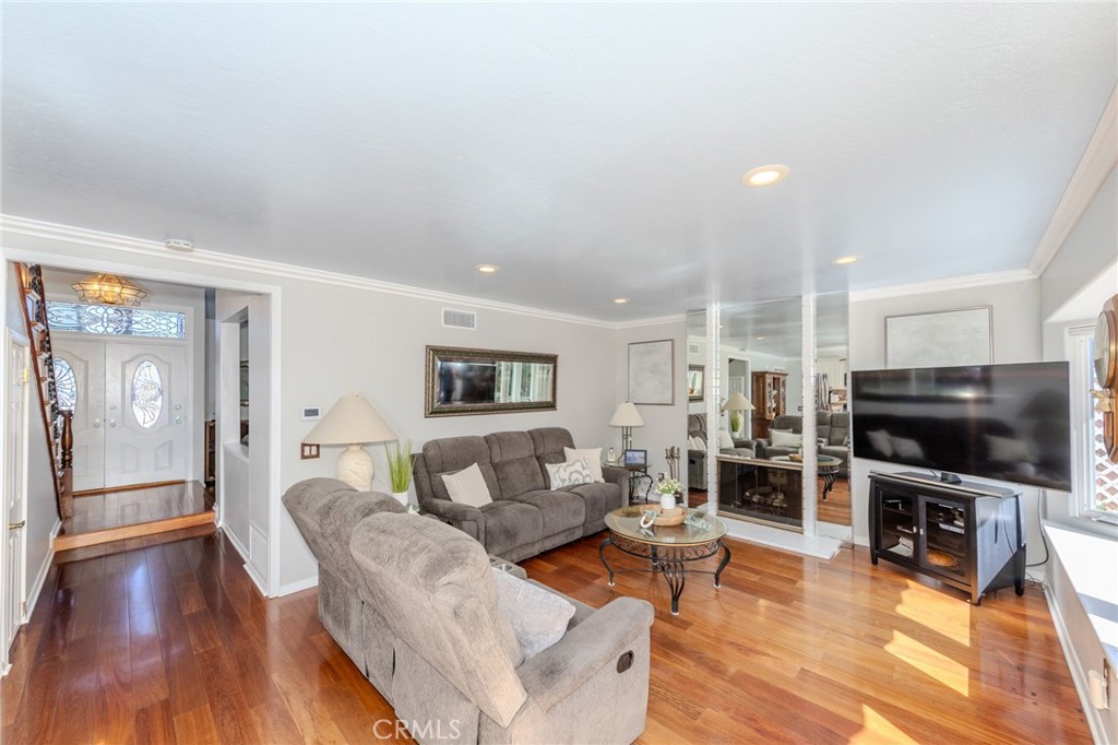 8712 Mossford Dr. Property Photo 10