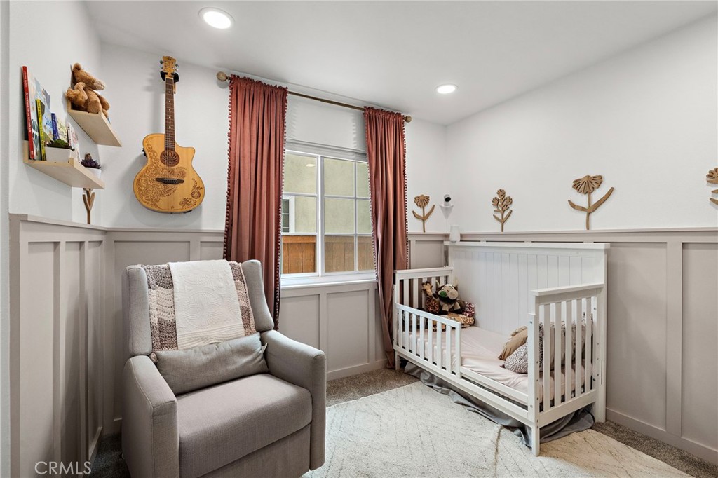 21155 Larchmont Property Photo 13