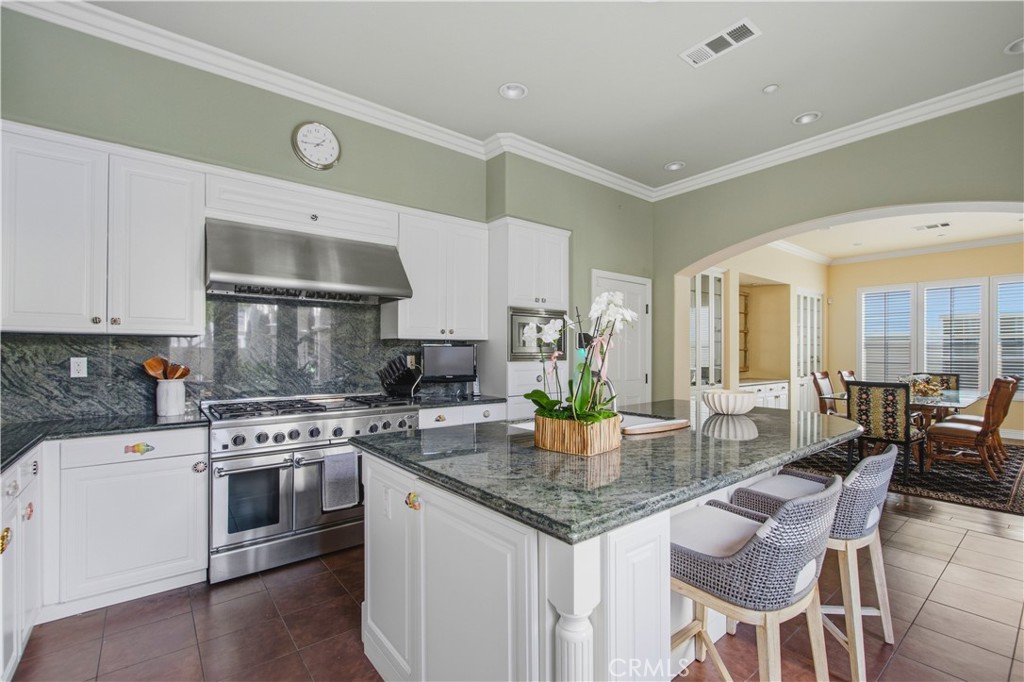 21322 Balerma Property Photo 5