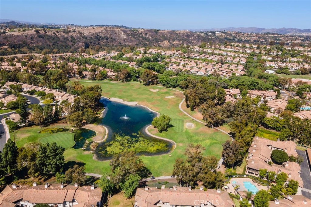 68 Via Contento Property Photo 5