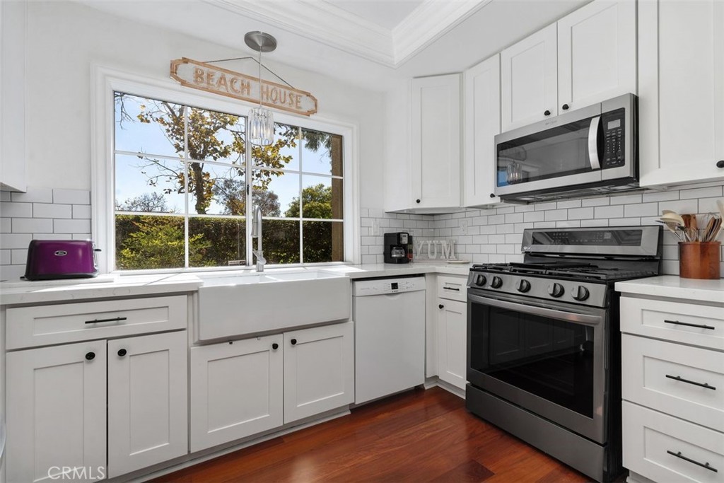 68 Via Contento Property Photo 7