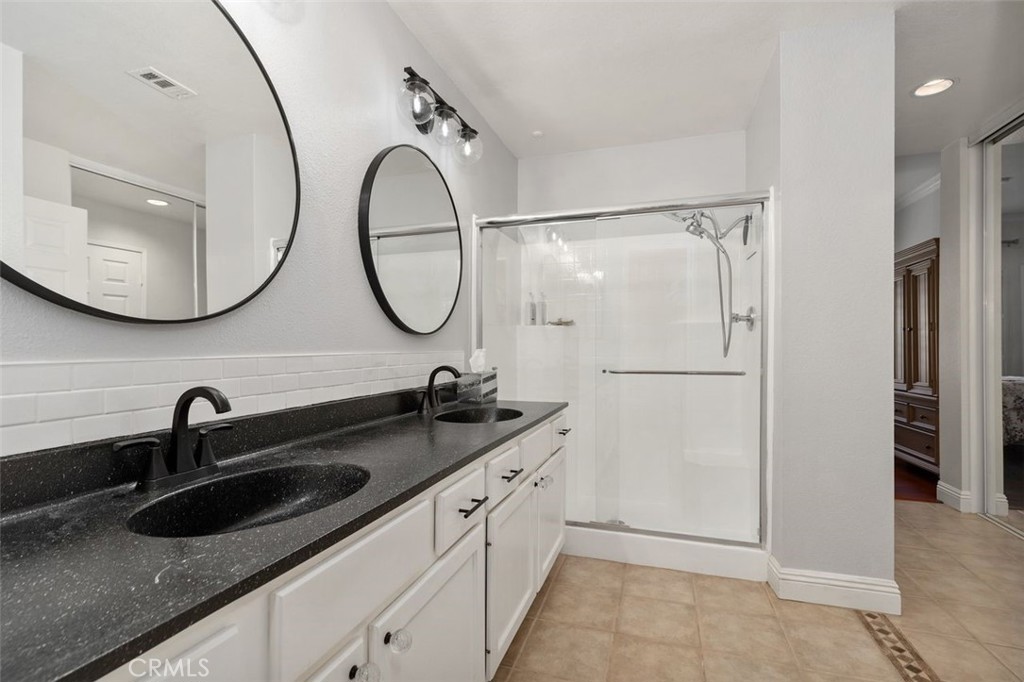 68 Via Contento Property Photo 11