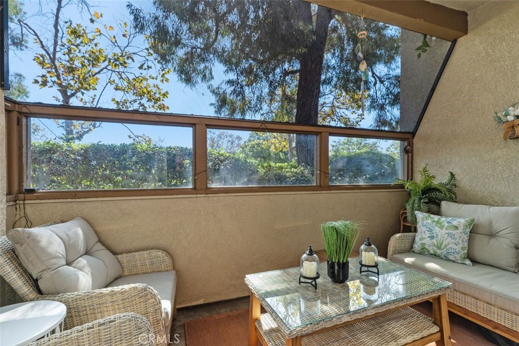 68 Via Contento Property Photo 13