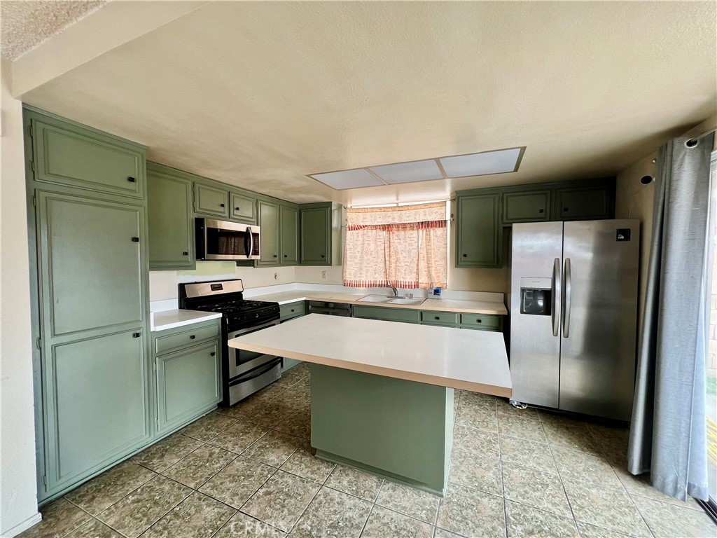 17822 Harvest Property Photo 2
