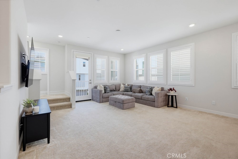 35 Stetson Street Property Photo 13