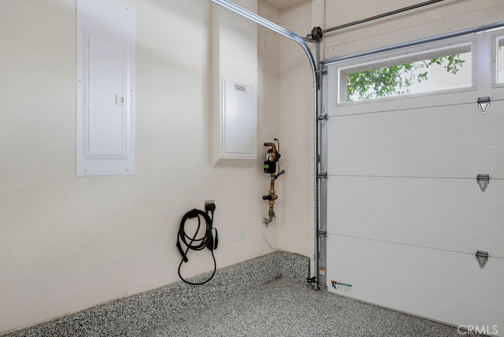 35 Stetson Street Property Photo 48