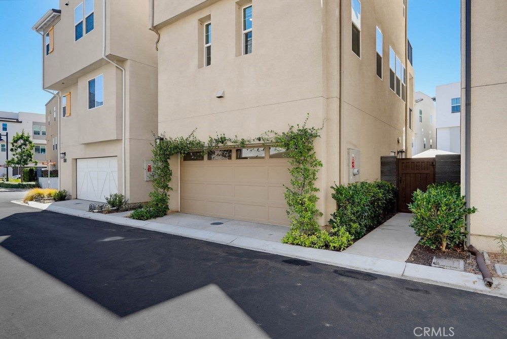 35 Stetson Street Property Photo 53