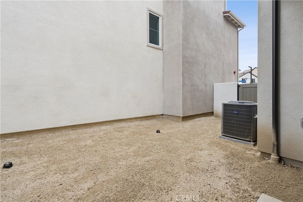 26995 Echo Mountain Way Property Photo 11