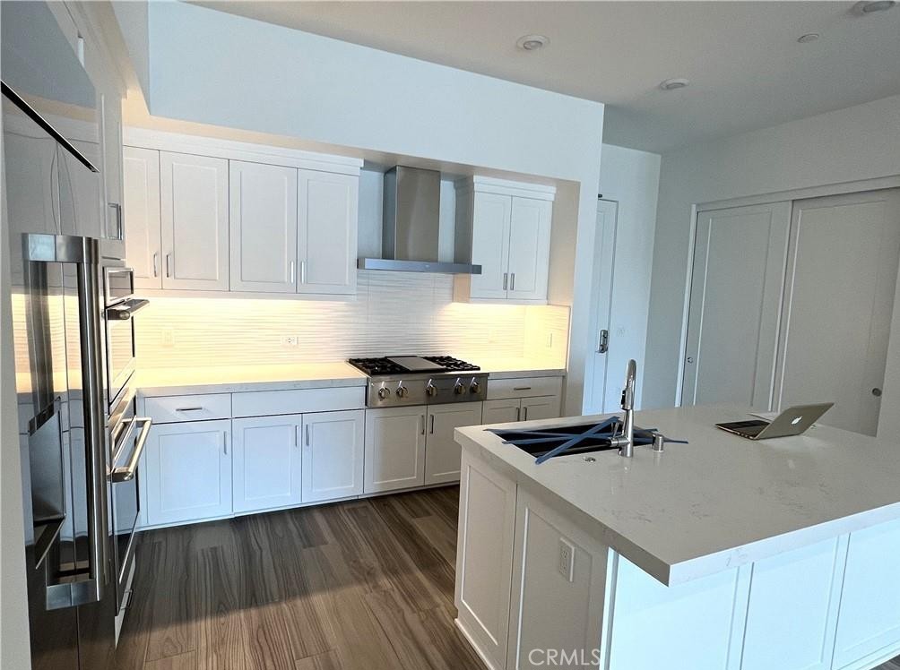2409 Rivington Property Photo 9