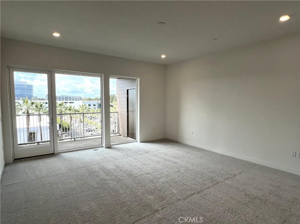 2409 Rivington Property Photo 11