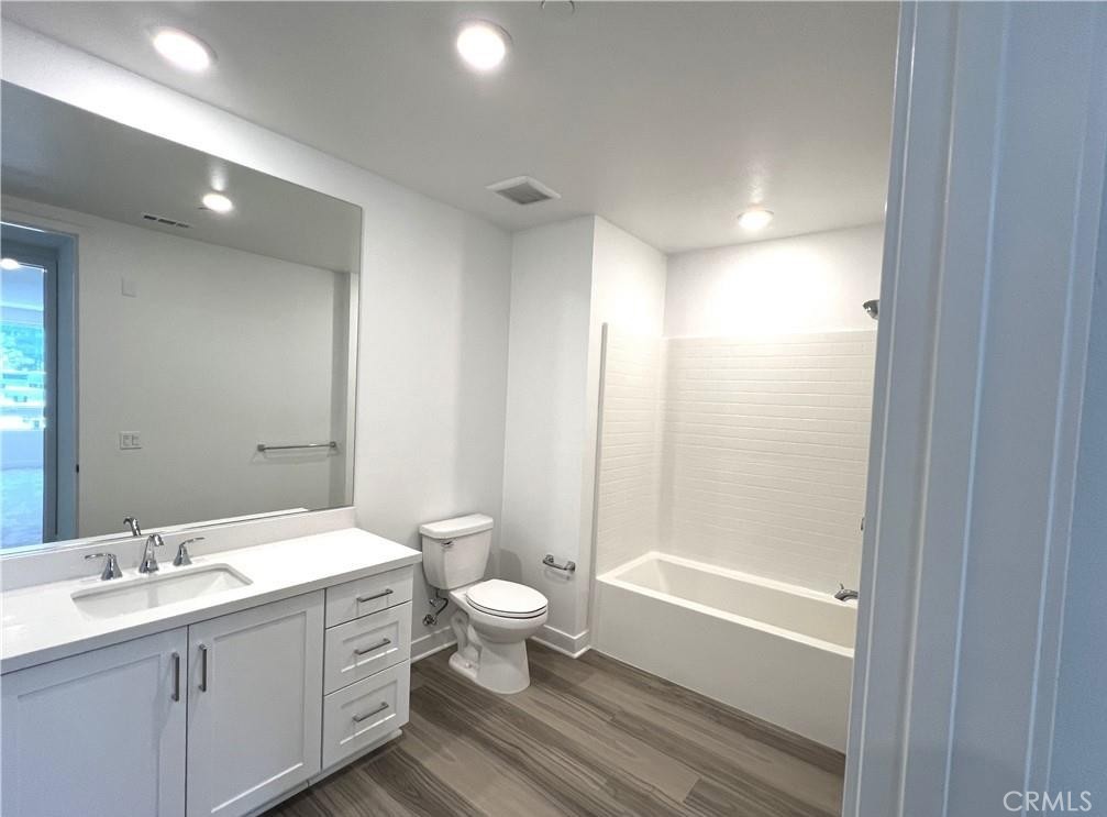 2409 Rivington Property Photo 14