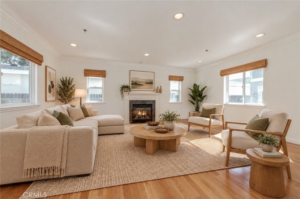 1688 Locust Street Property Photo 4