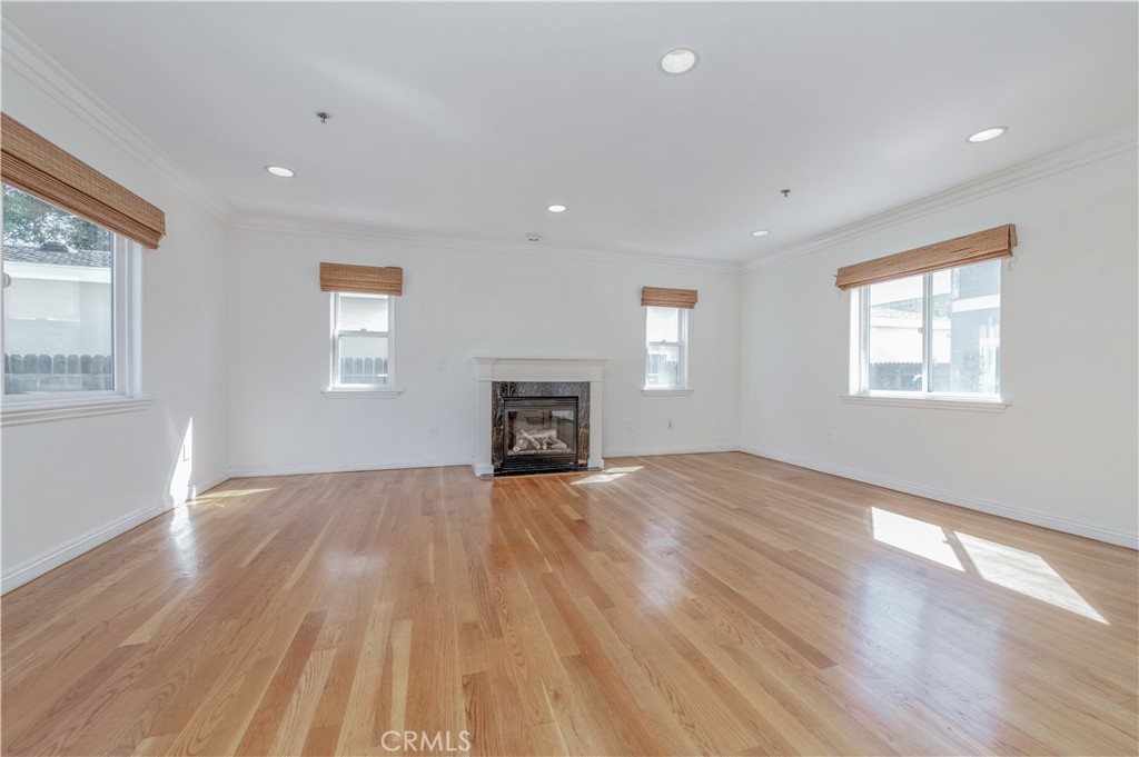1688 Locust Street Property Photo 8