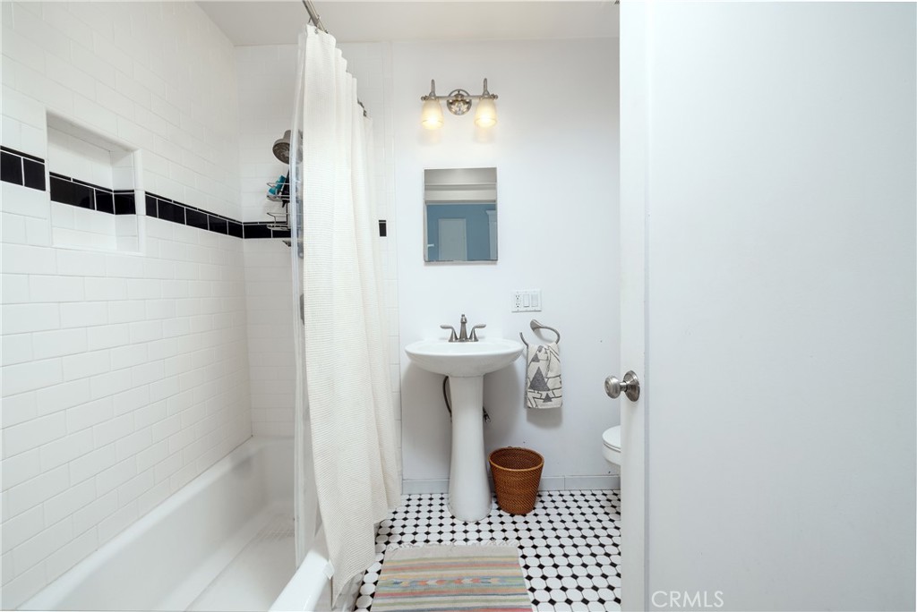 387 Coronado Property Photo 10