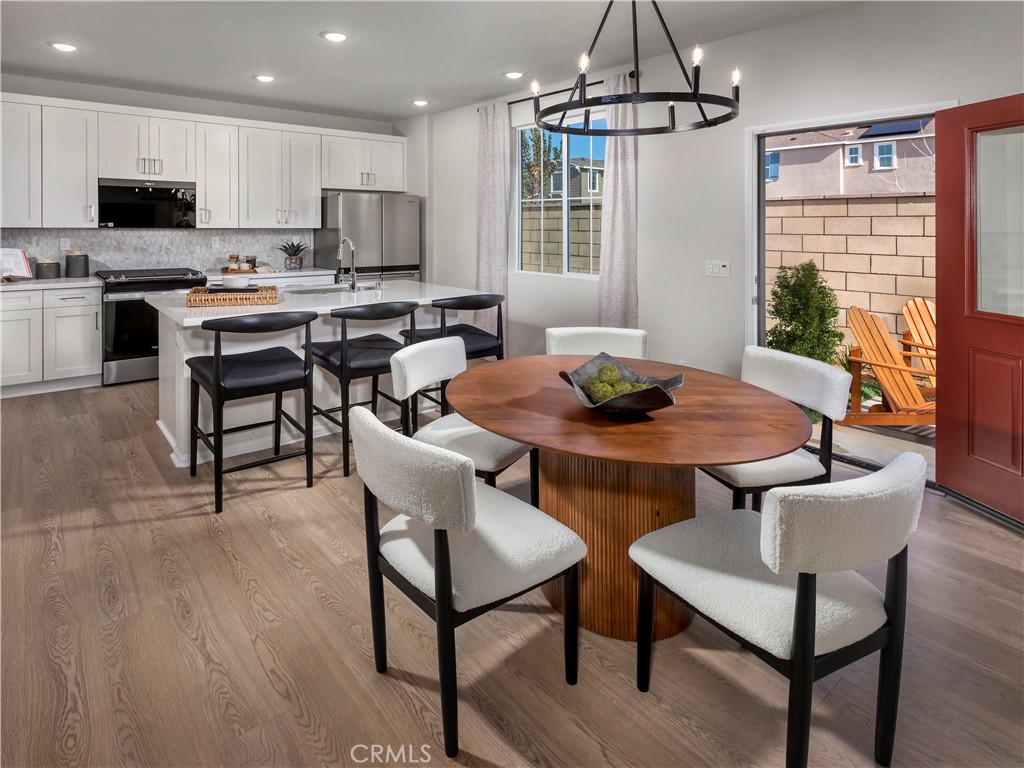 40111 Campos Elegantes Property Photo 4