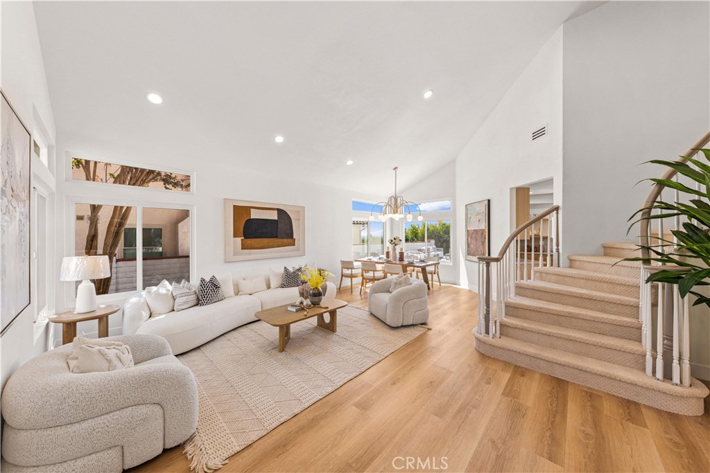 14284 Classique Way Property Photo 3