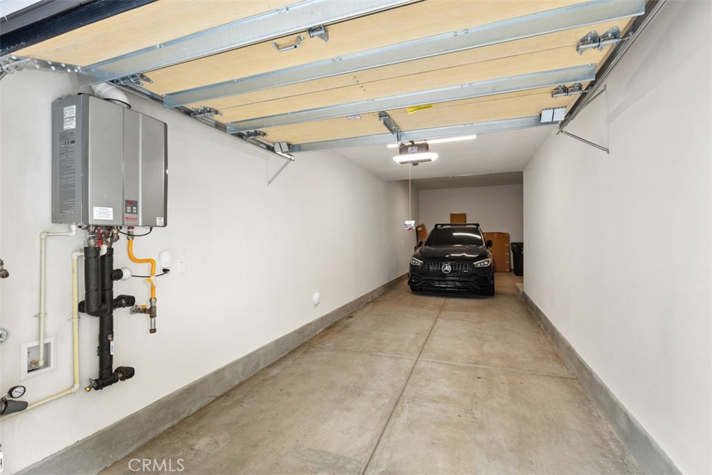 1634 Urbana Property Photo 12