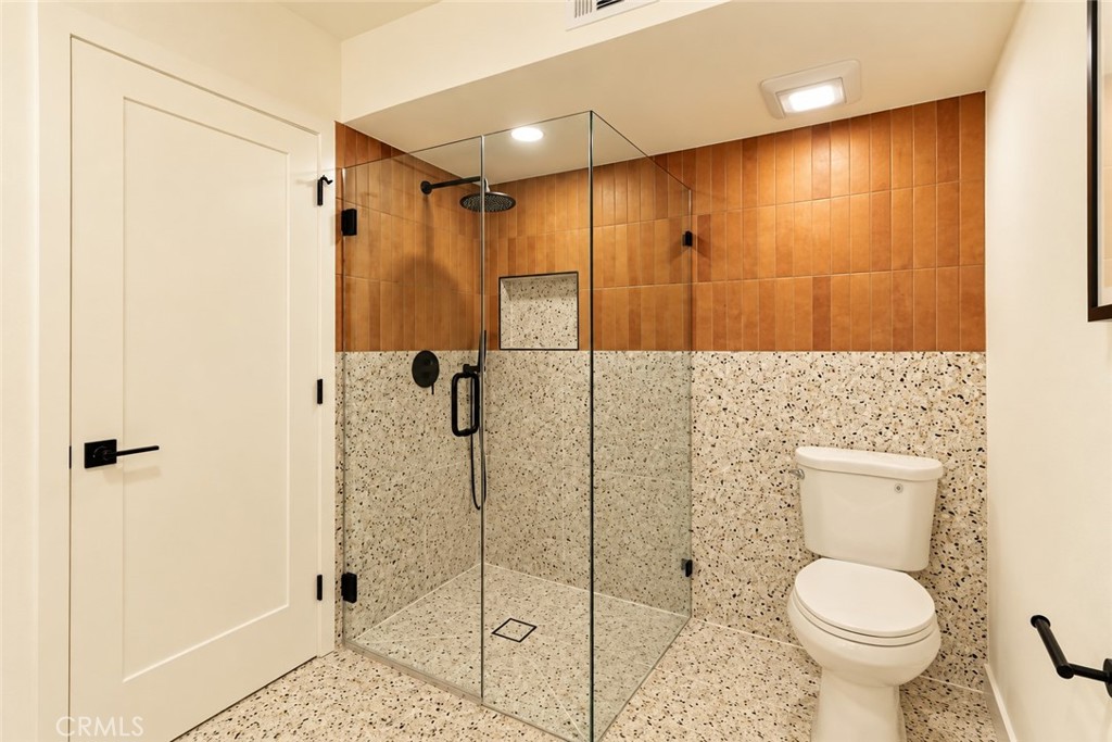 1012 Saint Thomas Property Photo 11
