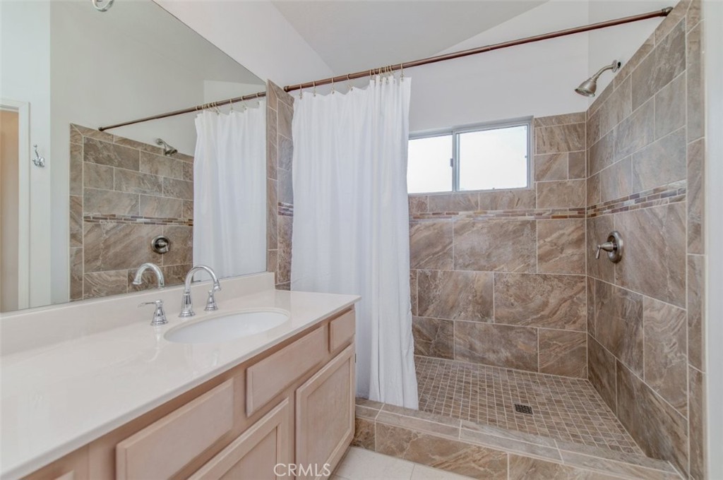 43114 Corte Tolosa Property Photo 22