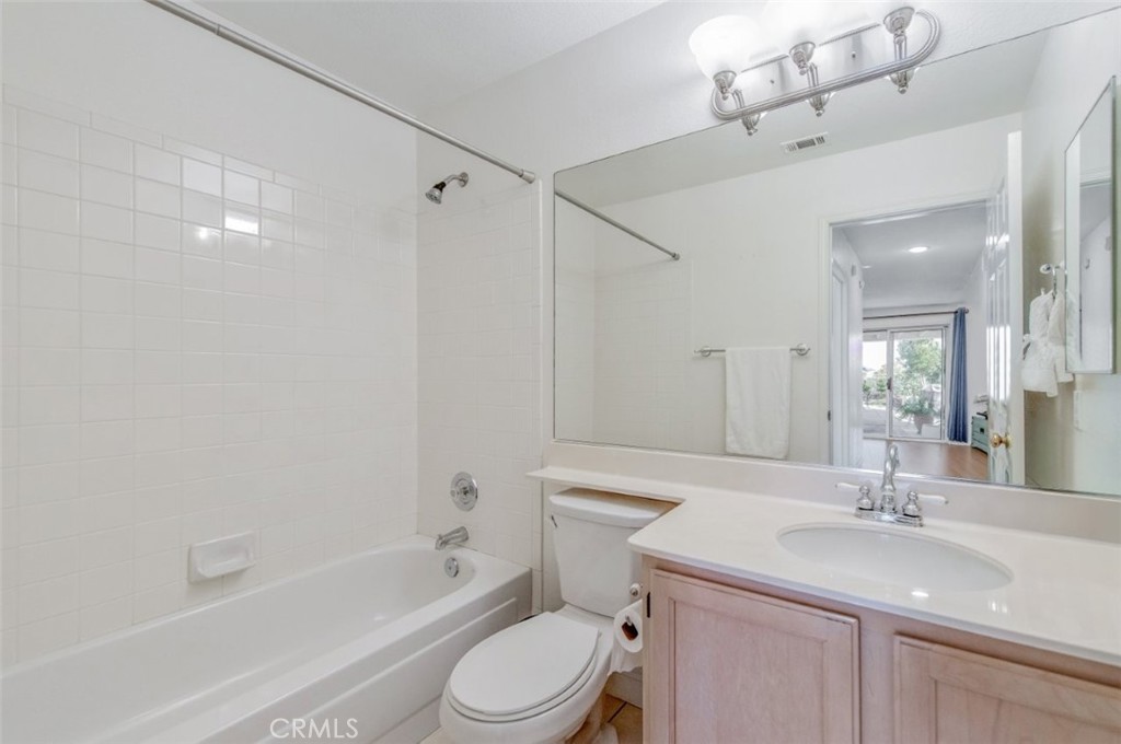 43114 Corte Tolosa Property Photo 24