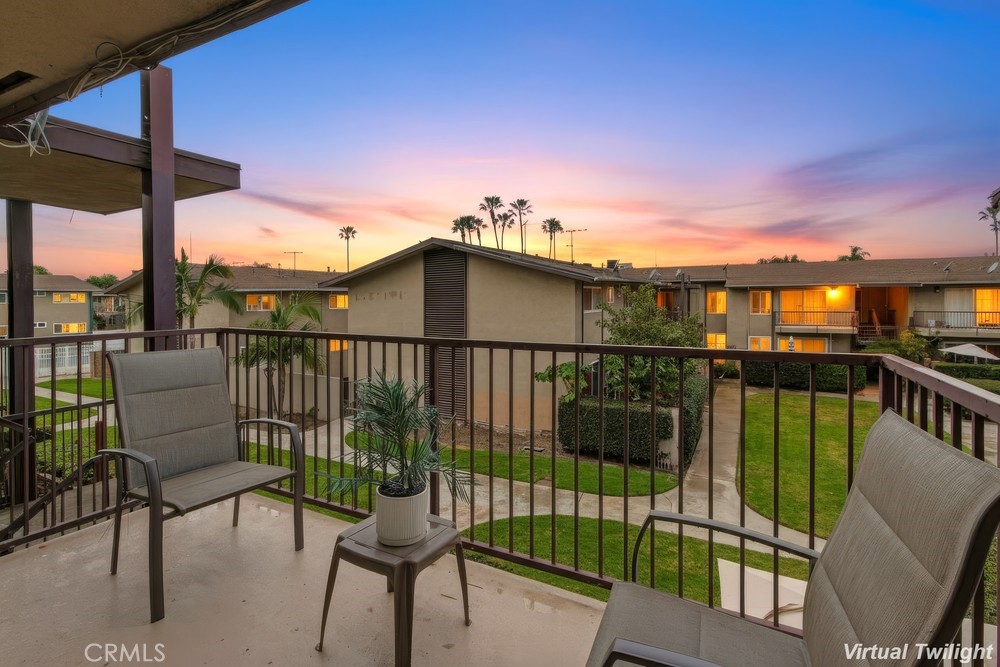 1860 W Glenoaks L Property Photo 1