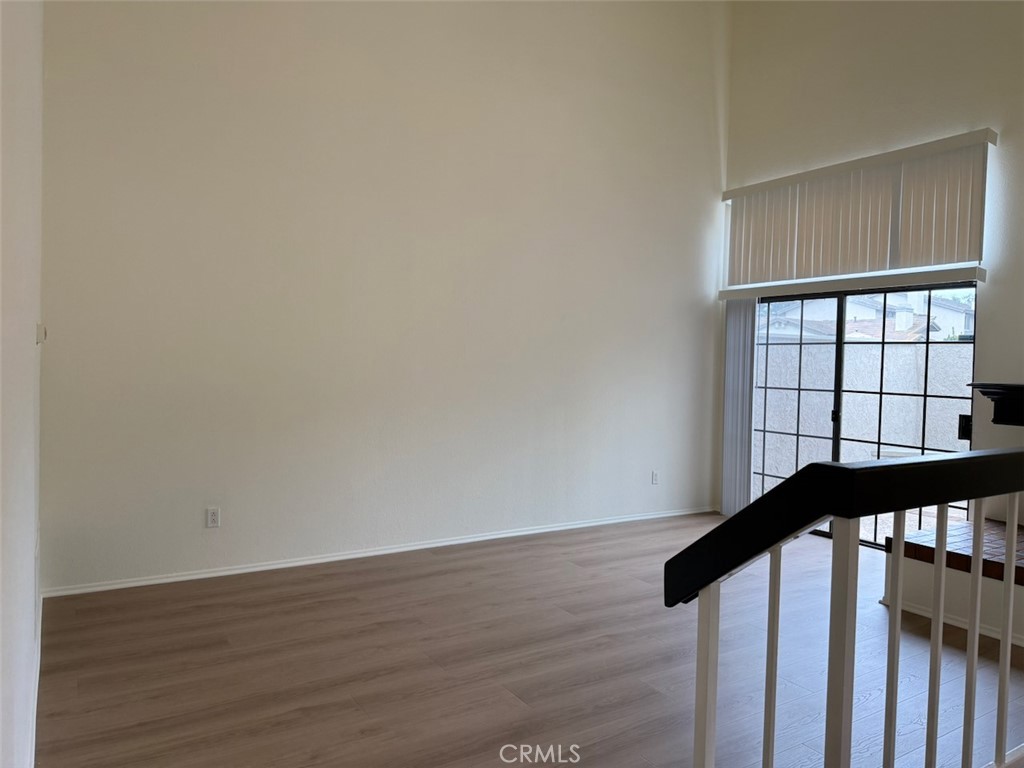 15 Starfall Property Photo 8