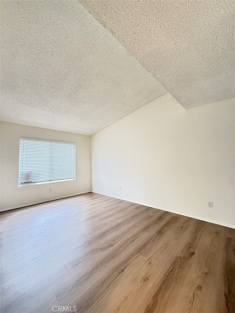 15 Starfall Property Photo 15