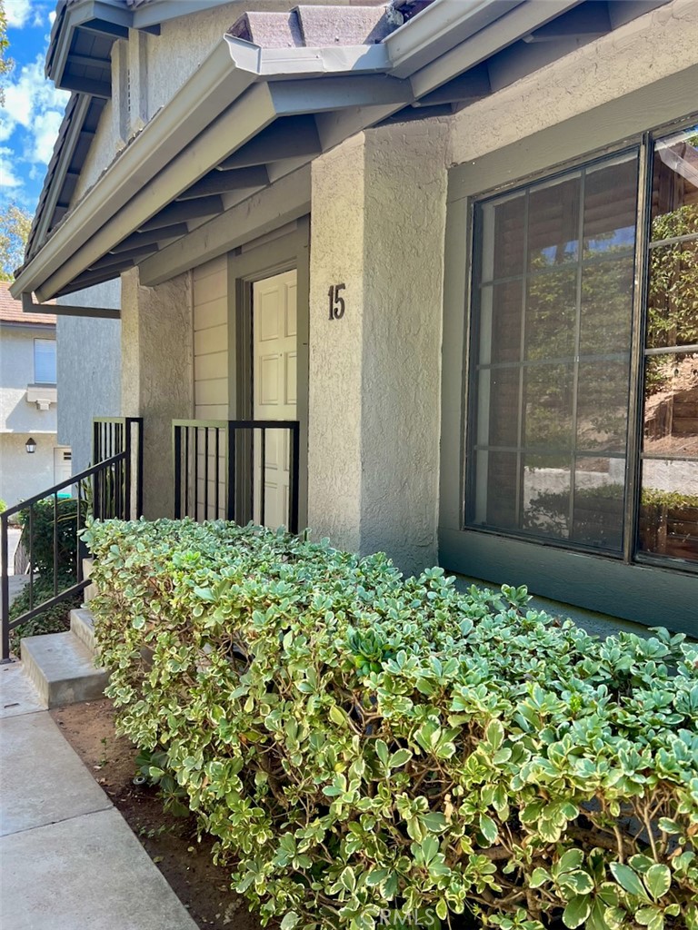 15 Starfall Property Photo 28