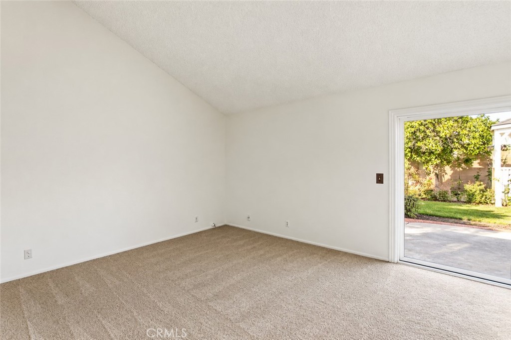 17936 Los Vasos Street Property Photo 8