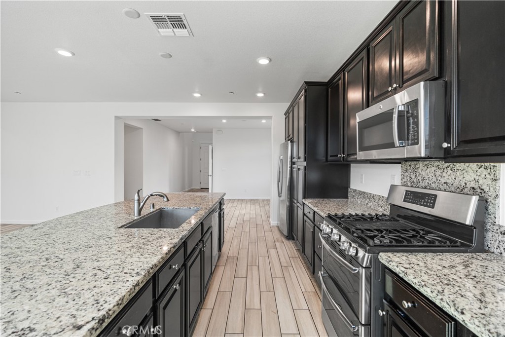 9362 Bear Grass Property Photo 18