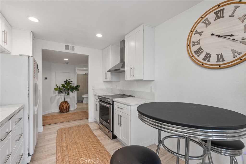 20 Corniche A Property Photo 17