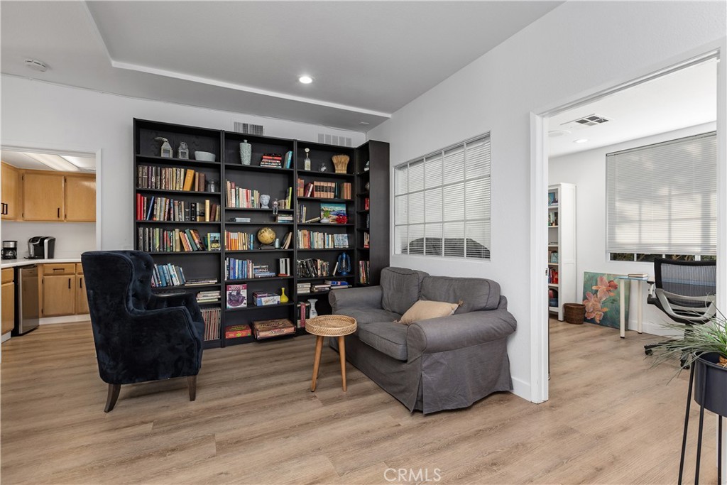 20 Corniche A Property Photo 37