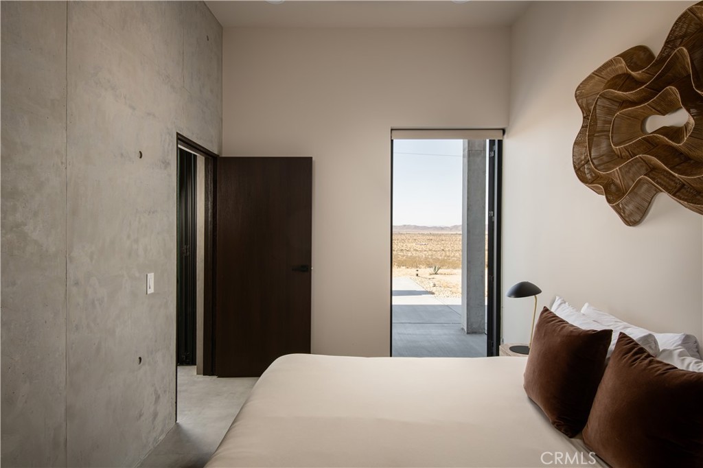 6817 Arizona Avenue Property Photo 13