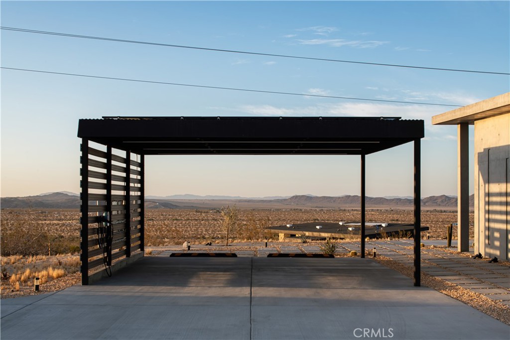 6817 Arizona Avenue Property Photo 21