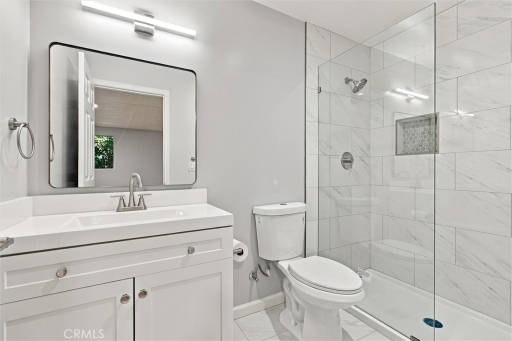 708 N El Molino Property Photo 19