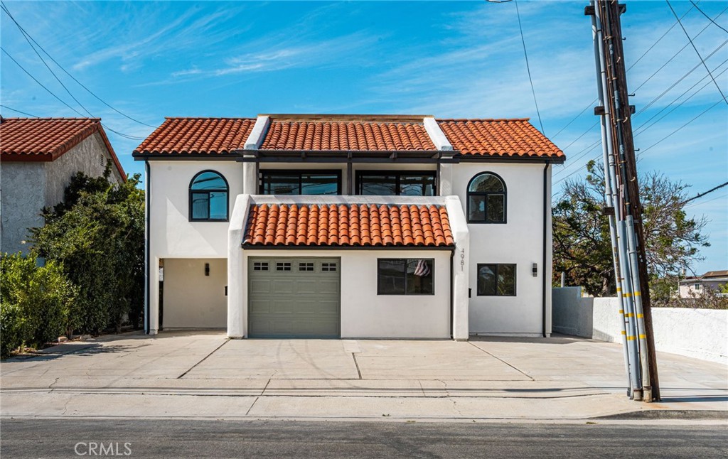 4981 Pearce C Property Photo 1
