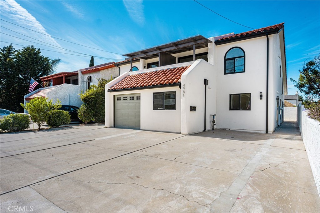 4981 Pearce C Property Photo 2