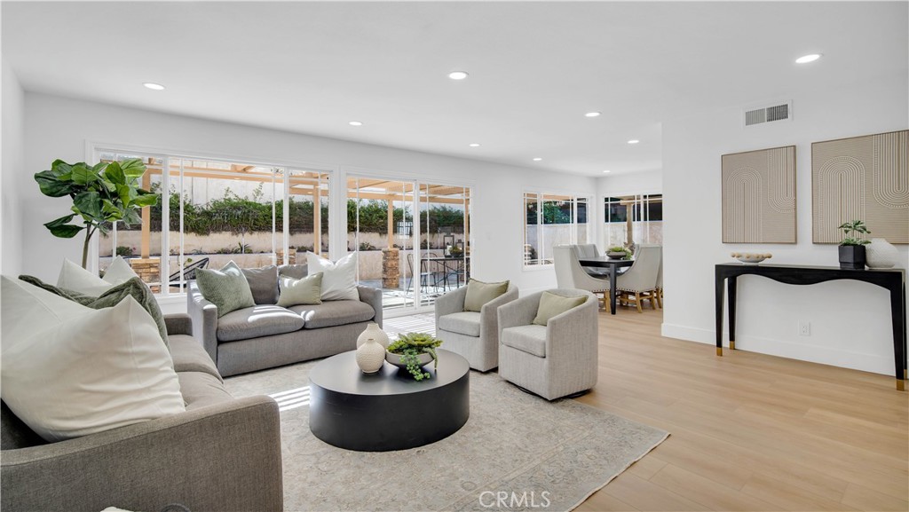 13672 Typee Property Photo 13