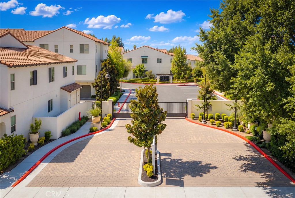 2624 Paisly Court Property Photo 1