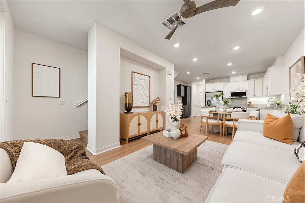 2624 Paisly Court Property Photo 16