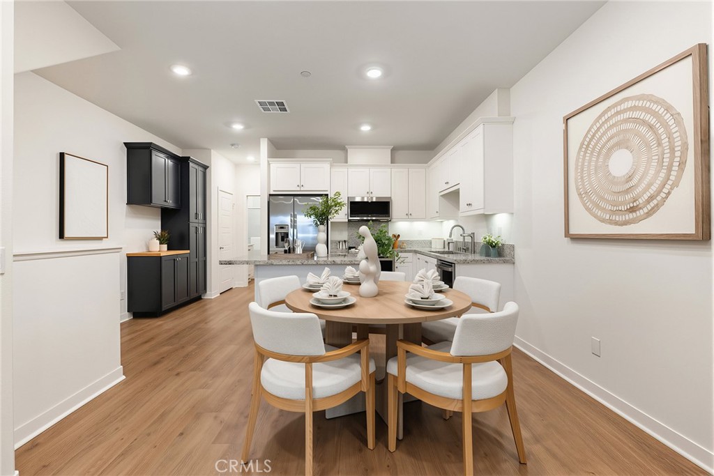 2624 Paisly Court Property Photo 17