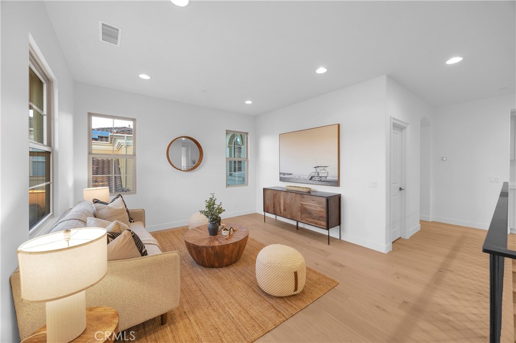 31900 Paseo Navarra Property Photo 32