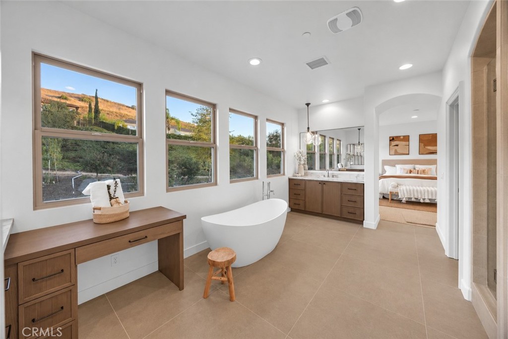 31900 Paseo Navarra Property Photo 36