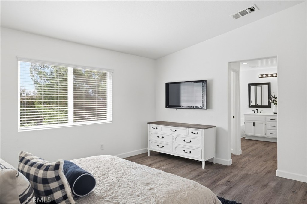 27751 Hollyoak Property Photo 19