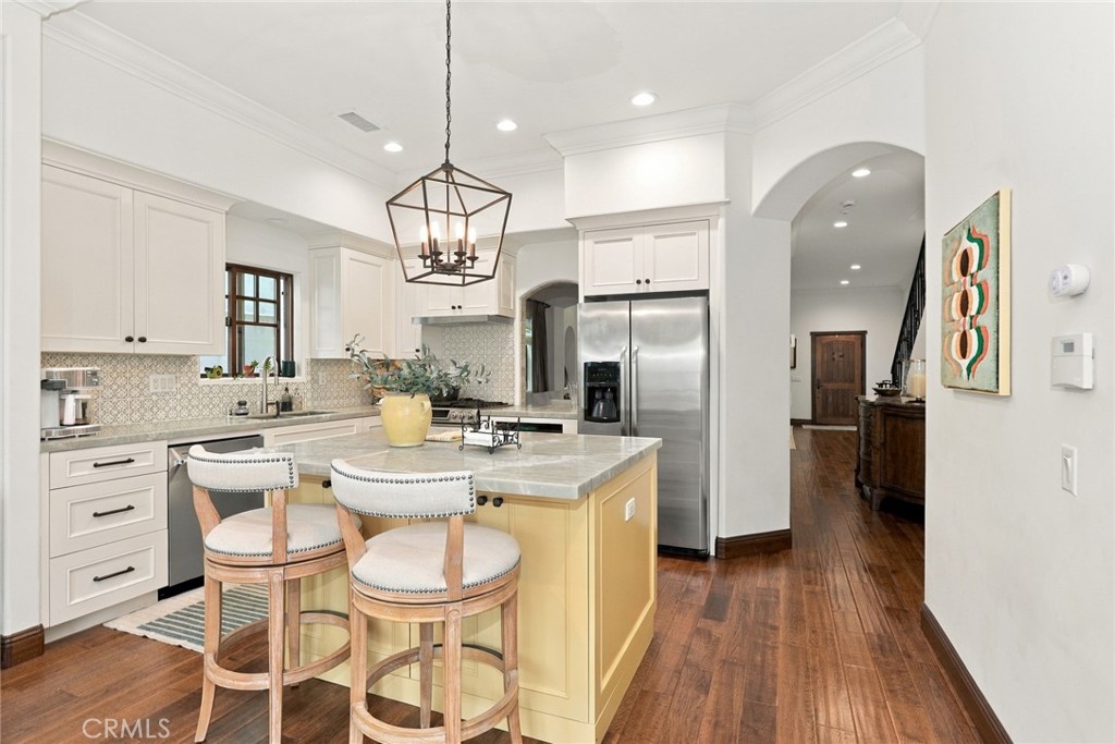 1115 California Street Property Photo 7
