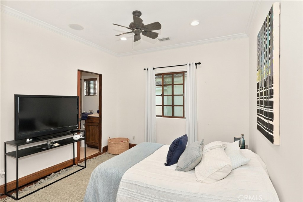 1115 California Street Property Photo 11