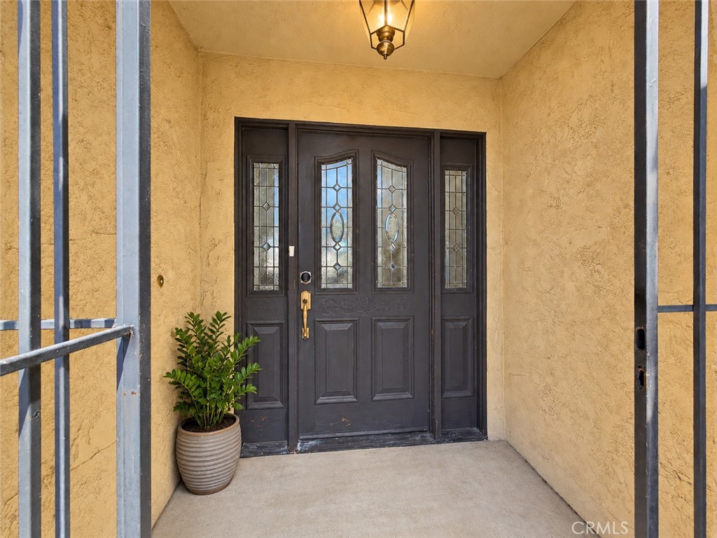 18370 Niagara Property Photo 4