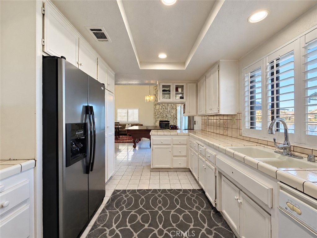 18370 Niagara Property Photo 17