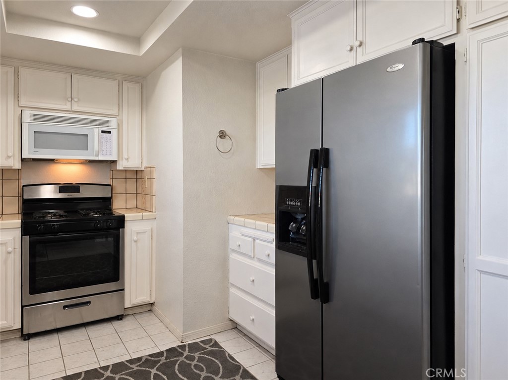 18370 Niagara Property Photo 18