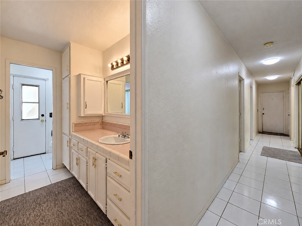 18370 Niagara Property Photo 19